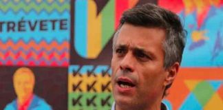 Leopoldo López es recibido en Chile entre huevazos y gritos de "asesino"