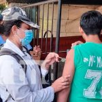 Jornada de vacunación voluntaria recorre 1 mil 800 hogares en Esquipulas, Managua Aplicación de vacuna contra el COVID-19 en Esquipulas, Managua