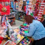 Promociones en Managua: Mercado Iván Montenegro «tira la casa por la ventana» Comercio activado con artículos de Navidad en los mercados de Managua