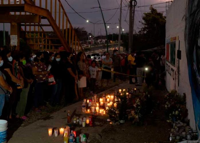 mexico1 Revelan imágenes del tráiler con migrantes que volcó en México (Video)