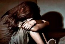 ¡A la cárcel! Por cumplir fantasía sexual al depravado marido con una niña en Colombia