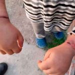 Dos niños eran atados con alambre y torturados por su madre en Argentina Rescatan a dos niños que eran atados y torturados por su madre en Argentina