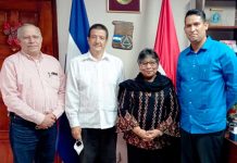 Embajador de Cuba en encuentro con MINED y MINSA Embajador de Cuba en encuentro con MINED y MINSA