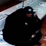 Dos policías pretendían hacer el «delicioso» pero le salió «desastroso» Dos policías pretendían hacer el "delicioso" pero le salió "desastroso"