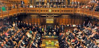 Encuentran cocaína en diversos lavamanos del Parlamento británico