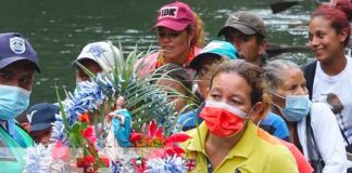 Familias de Río Coco, celebran a la virgen María
