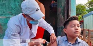 Avanza inmunización contra la covid-19 en el barrio Larreynaga, Managua
