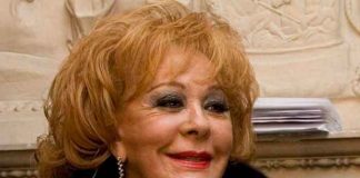 Hospitalizan de emergencia a la actriz Silvia Pinal por COVID-19