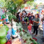 Con alegría celebran último día de la novena por la Purísima en Managua Celebración de la Purísima por parte de una familia en Managua