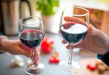 Barefoot lanzó vino tinto con sabor a Oreo y ¡se agota el mismo día! Barefoot lanzó vino tinto con sabor a Oreo y ¡se agota el mismo día!