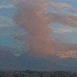 Expulsión de cenizas del Volcán San Cristóbal, en Chinandega