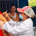 Aplican biológicos anti COVID-19 a la población del barrio El Rodeo, Managua Aplican biológicos anti COVID-19 a la población del barrio El rodeo, Managua