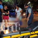 Mujer es atropellada por motociclista en Managua Mujer es atropellada por motociclista en Managua