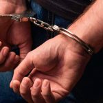Detienen a un hombre en Miami que intentó estrangular a una mujer Detienen a un hombre en Miami que intentó estrangular a una mujer