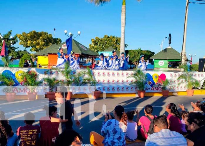 1 Realizan tardeada infantil en el Puerto Salvador Allende, Managua