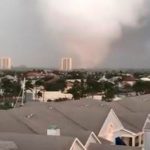 Fuerte tornado en Florida deja varias viviendas destruidas (VIDEO)