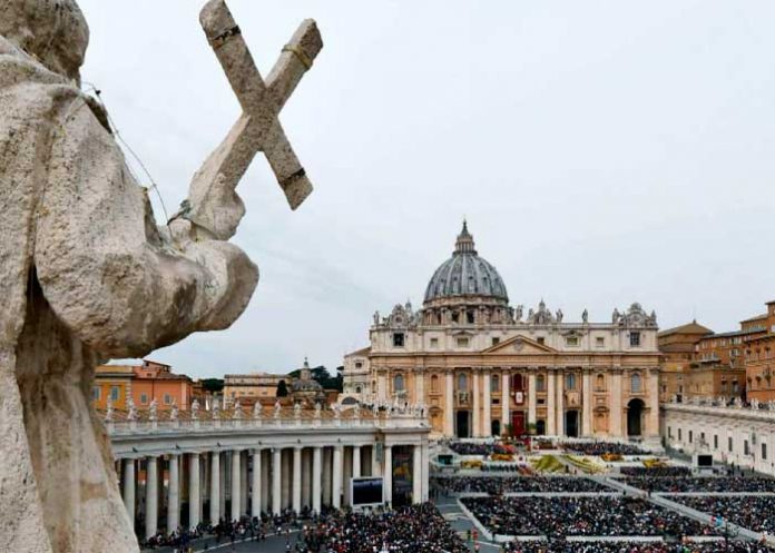 El Vaticano se siente avergonzado por los abusos cometidos a menores