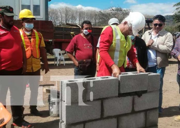 Entregan sitio para construcción de estadio de béisbol en Boaco