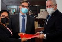 Honduras restablece las relaciones diplomáticas con Venezuela Honduras restablece las relaciones diplomáticas con Venezuela