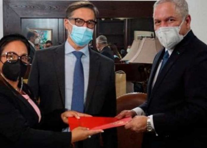 1 Honduras restablece las relaciones diplomáticas con Venezuela