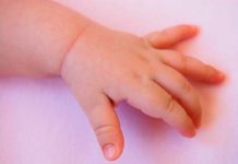 En España una bebé da positivo en droga, al ingerir la sustancia cuando lactaba Bebé da positivo en droga al ingerir la sustancia cuando lactaba en España