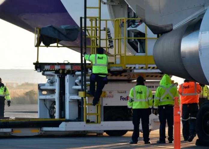 México recibe más de 2 millones de vacunas anti COVID-19 de Moderna