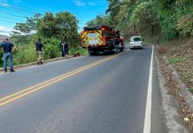 En Costa Rica mujer muere al caer a guindo mientras se tomaba un selfi En Costa Rica mujer muere al caer a guindo mientras se tomaba un selfi