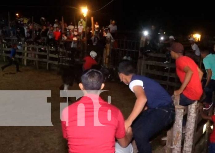1 Realizan corridas de toros para dar la bienvenida al 2022 en la Isla de Ometepe