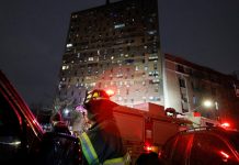 Sobrevivientes de incendio en Nueva York piden indemnización