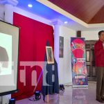 Juventud participa en conferencia «Vida curiosa de Darío»