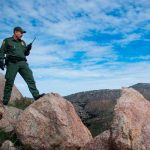 Agentes de la patrulla fronteriza de EEUU rescatan a 3 mexicanos perdidos México-EEUU