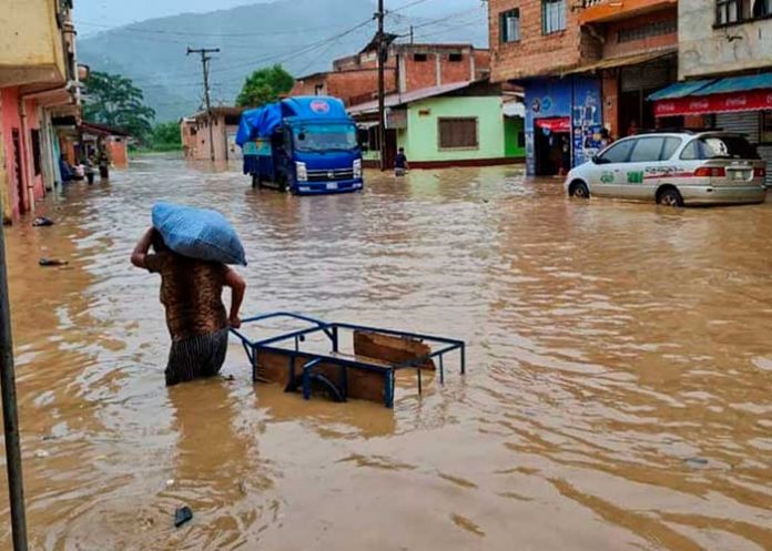 2 60 mil familias afectadas y 22 han fallecidos por lluvias en Bolivia.