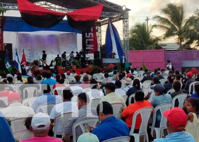 Familias de Bilwi celebran la toma de posesión del Comandante Daniel