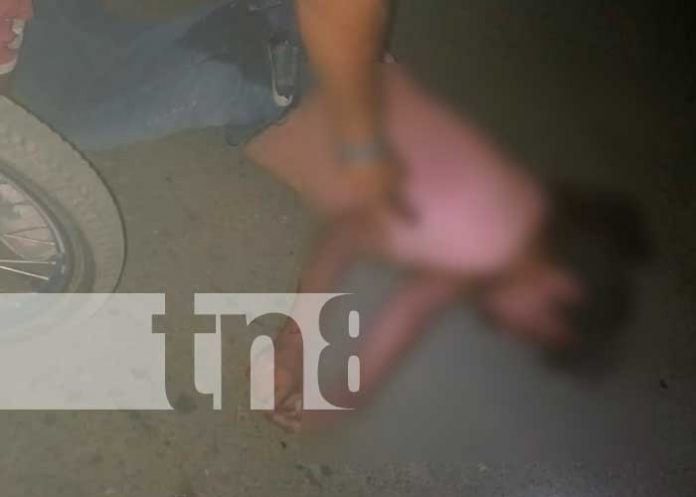 Peatón grave al ser catapultado por vehículo en Diriamba