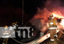 Rastra se vuelca y se incendia en La Cucamonga, Estelí Rastra se vuelca y se incendia en La Cucamonga, Estelí