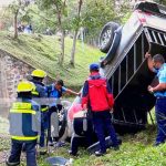 Supuesta mala maniobra provocó accidente vial de una camioneta en Jalapa