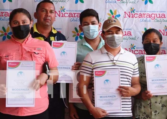 3.2 Empresas de servicios turísticos en Madriz reciben certificado Moderniza