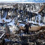 Incendio forestal en Colorado; EEUU y sus víctimas Los escombros calientes ahora cubiertos por la nieve han obstaculizado los esfuerzos de rescate por parte de las autoridades de Colorado