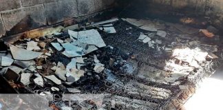 Habitación termina en cenizas en un Residencial de Managua