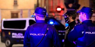 Anciana de 77 años convive semanas con el cadáver de su hermana gemela