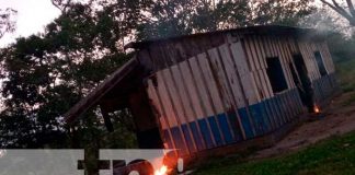 Fuego arrasa con escuelita en la comarca El Castillo en Chontales
