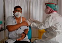 Indonesia comienza a administrar refuerzo ante el temor a ómicron