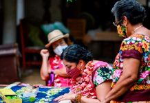 Mexicanos denuncian el plagio de sus diseños por marcas textiles internacionales