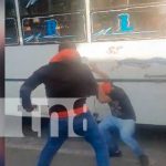 Viral en Nicaragua: Busero y taxero se dan con todo en Managua (VIDEO) Busero y taxero se dan con todo en Managua (VIDEO)