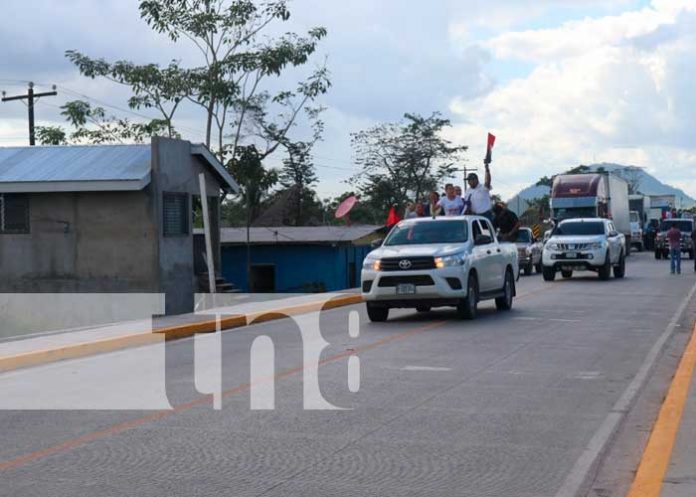 4.3 Entregan primer tramo de carretera en la vía Siuna rumbo a Rosita