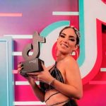 TikTok Awards 2022: ¿Kim Loaiza recibió un galardon distinto al resto? TikTok Awards 2022: ¿Kim Loaiza recibió un galardon distinto al resto?