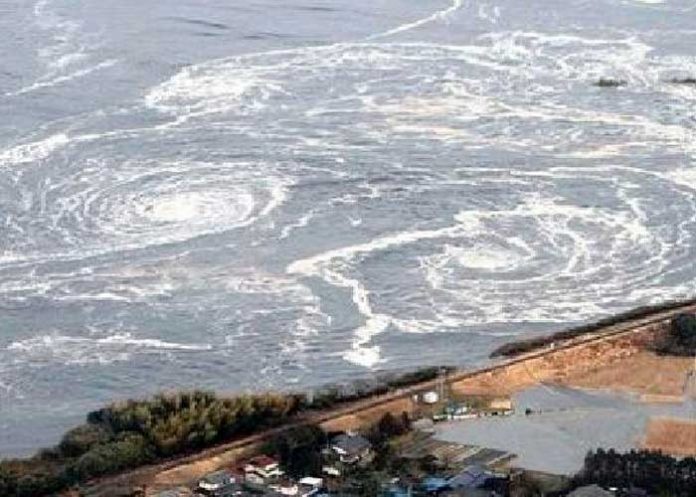 Alerta de tsunami en Japón tras erupción del volcán Tonga