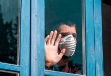 ¿Cuántos días es contagiosa una persona con COVID-19?