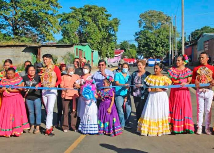 6.2 Inauguran puente vehicular en la Colonia Héroes y Mártires del Bocay