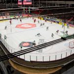 Jugador de hockey ¡Fue degollado por un patín a mitad del partido! Jugador de hockey ¡Fue degollado por un patín a mitad del partido!